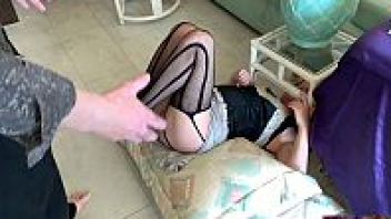 แตกในหี เย็ดแม่เลี้ยง หีไร้หมอย หีสาวใหญ่ หนังโป้ฟรี